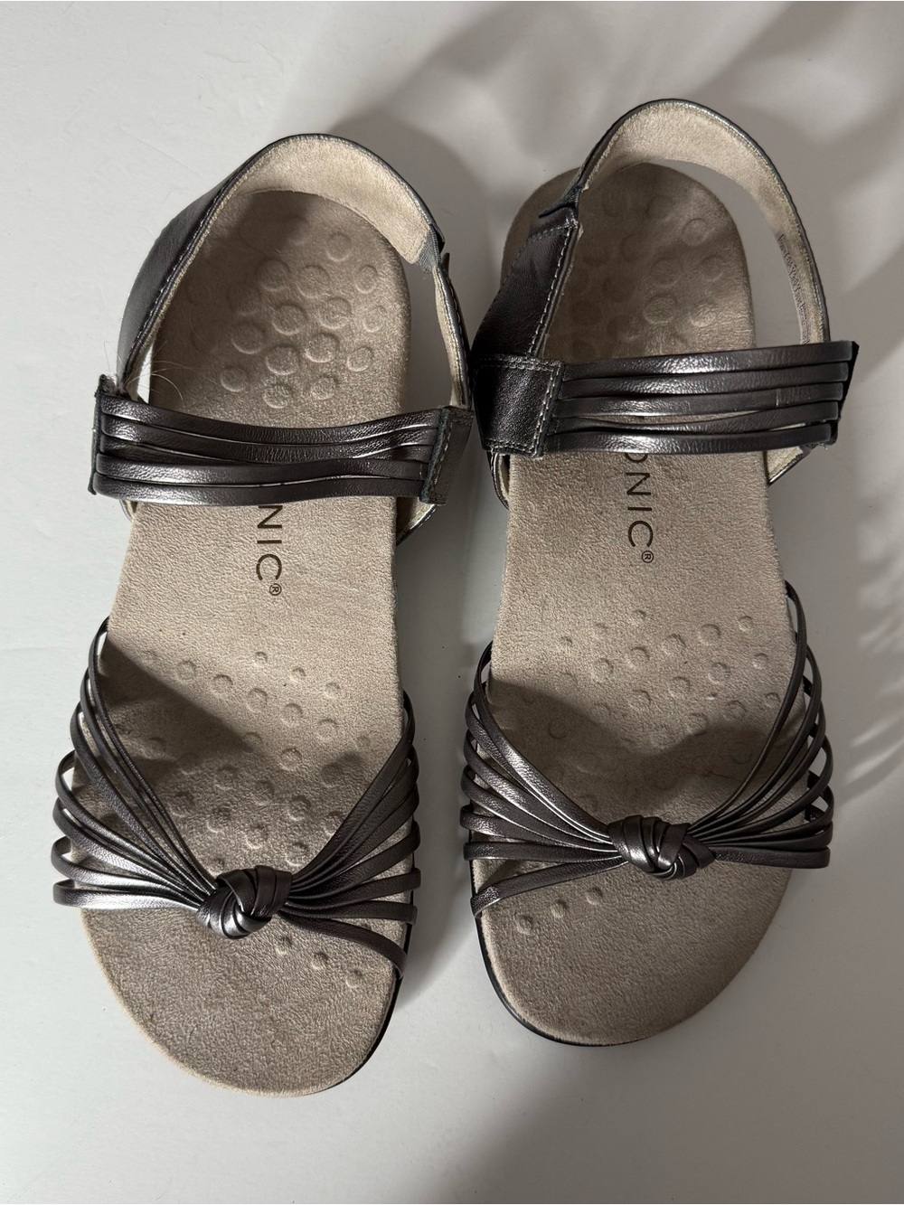 Vionic Talulah metallic strappy sandals